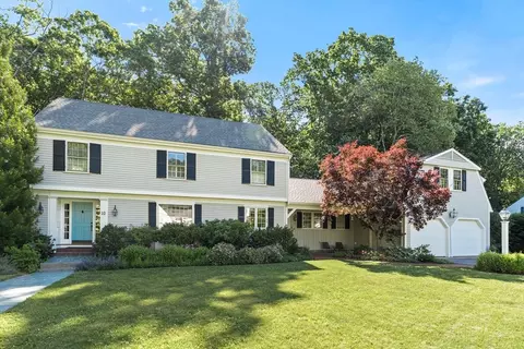 10 Colgate Rd, Wellesley, MA 02482