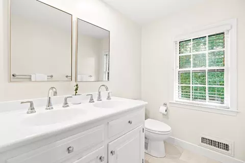 10 Colgate Rd, Wellesley, MA 02482 photo 18