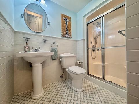 700 Shore Dr #3-306, Fall River, MA 02721 photo 6