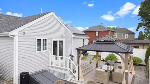 127 Middlesex St, Fall River, MA 02723 photo 31