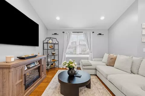 127 Middlesex St, Fall River, MA 02723 photo 11