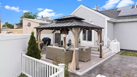 127 Middlesex St, Fall River, MA 02723 photo 32
