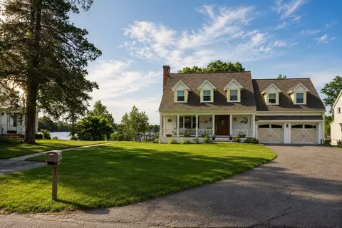 7 Daisley Pl, Framingham, MA 01702