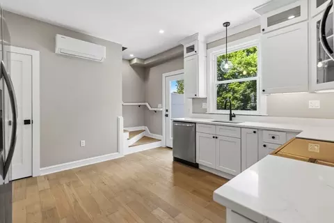 Entry Way - 16 Hillside St #2, Maynard, MA 01754 photo 2 of 3