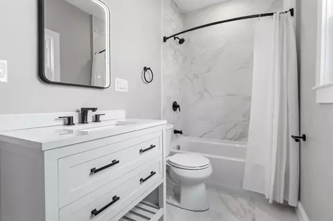 Bath - 16 Hillside St #2, Maynard, MA 01754 photo 1 of 4