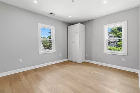 Bedroom - 16 Hillside St #2, Maynard, MA 01754 photo 4 of 6