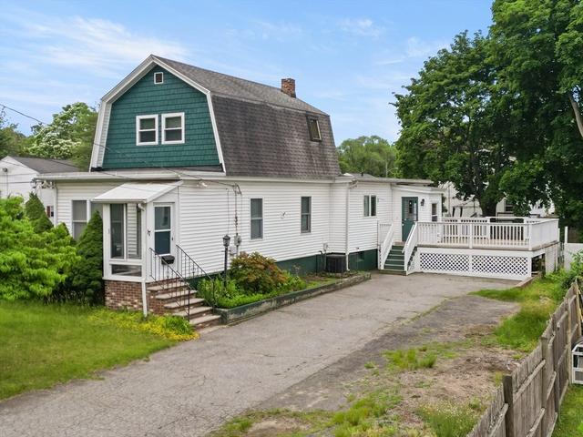 17 Suprenant St, Lowell, MA 01852