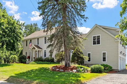 32 Osgood Rd, Sterling, MA 01564