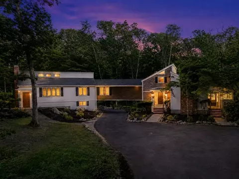 185 Ash, West Newbury, MA 01985