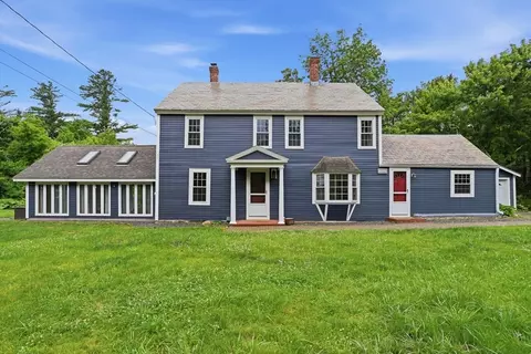 384 Pearl Hill Rd, Fitchburg, MA 01420