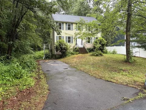 27 Margaret Dr, Norton, MA 02766