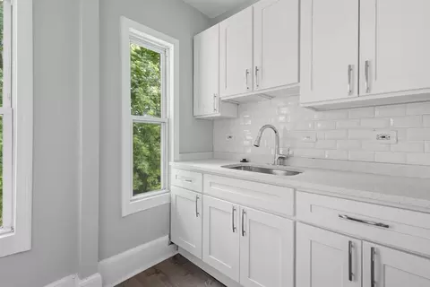 1524 Main St, Worcester, MA 01603 photo 15