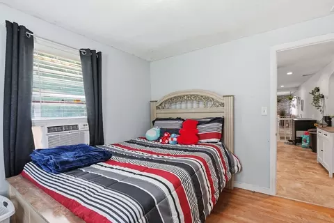 Bedroom - 23 Smith St, Chicopee, MA 01020 photo 3 of 5