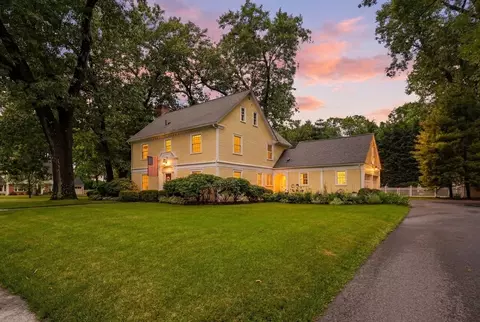 164 Farmington Rd, Longmeadow, MA 01106