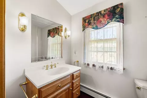 Bath - 39 Needham Rd, Danvers, MA 01923 photo 2 of 3