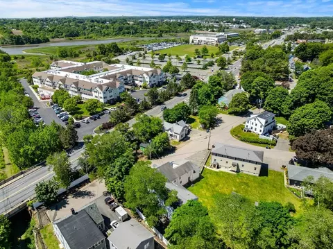 View/Area - 39 Needham Rd, Danvers, MA 01923 photo 6 of 9