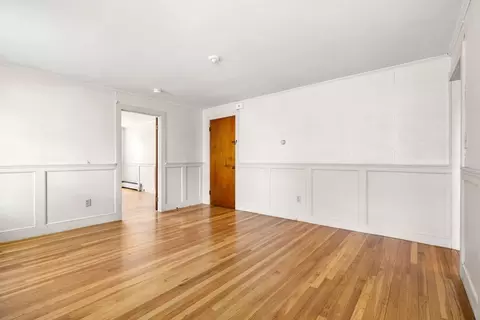 Living - 39 Needham Rd, Danvers, MA 01923 photo 2 of 7