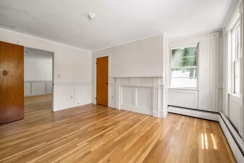 Living - 39 Needham Rd, Danvers, MA 01923 photo 6 of 7
