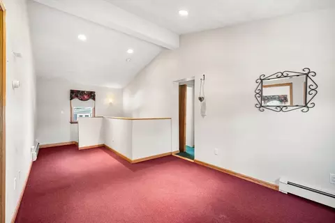 Entry Way - 39 Needham Rd, Danvers, MA 01923 photo 2 of 3