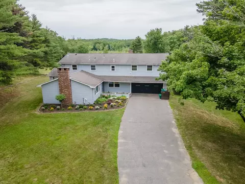 124 Everett St, Natick, MA 01760