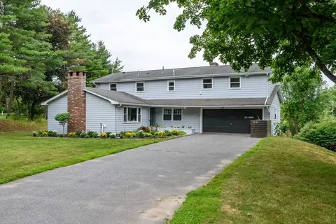 Exterior - 124 Everett St, Natick, MA 01760 photo 1 of 5