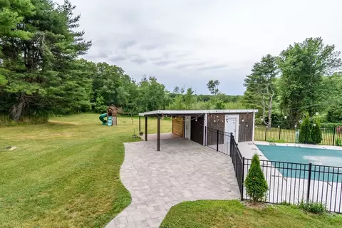 Exterior - 124 Everett St, Natick, MA 01760 photo 5 of 5