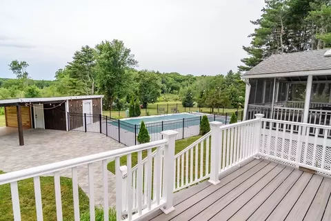 Exterior - 124 Everett St, Natick, MA 01760 photo 3 of 5