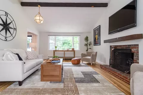 Living - 124 Everett St, Natick, MA 01760 photo 1 of 4