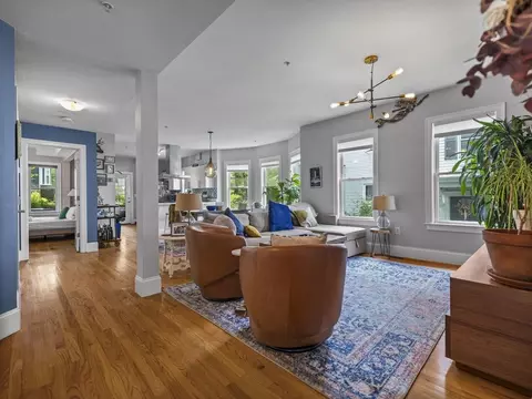 49 Putnam St #1, Somerville, MA 02143