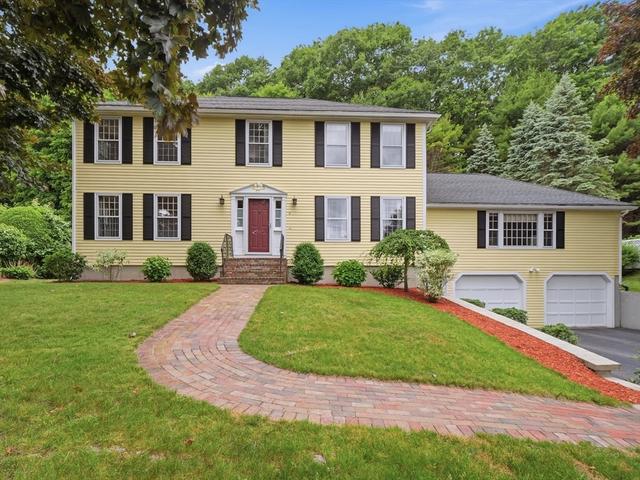 4 Nicoll Dr, Andover, MA 01810