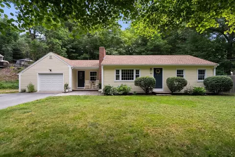 332 Grove St, Marshfield, MA 02050
