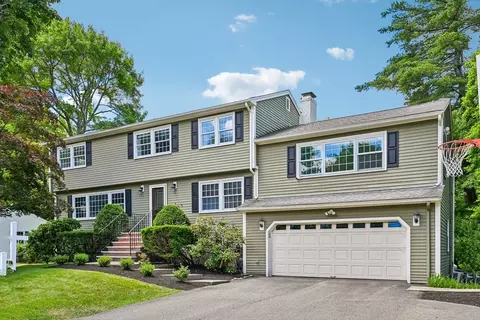 6 Briarwood Dr, Danvers, MA 01923