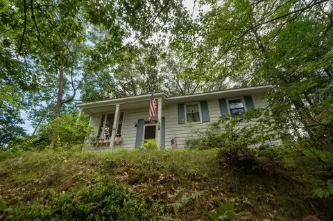 15 Molloy Rd, Georgetown, MA 01833
