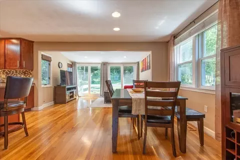 37 Lantern Ln, Sharon, MA 02067 photo 11
