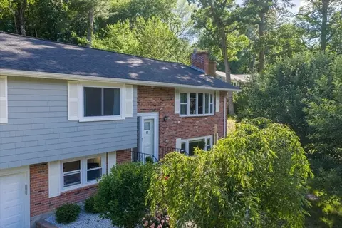 37 Lantern Ln, Sharon, MA 02067 photo 2