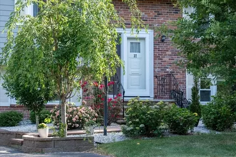 37 Lantern Ln, Sharon, MA 02067 photo 4