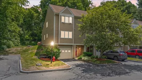 58 Hunters Run Pl #58, Haverhill, MA 01832