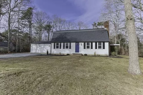 35 Stoney Clf, Centerville, MA 02632