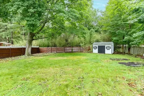 Exterior - 96 Ash St, Danvers, MA 01923 photo 6 of 7