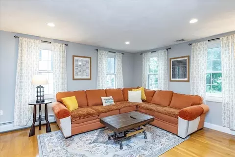 Living - 96 Ash St, Danvers, MA 01923 photo 1 of 3