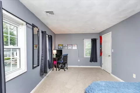 Bedroom - 96 Ash St, Danvers, MA 01923 photo 4 of 4
