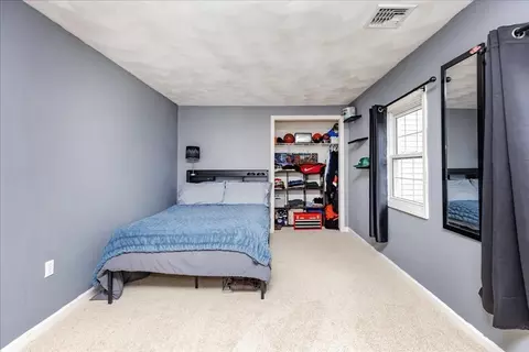 Bedroom - 96 Ash St, Danvers, MA 01923 photo 3 of 4