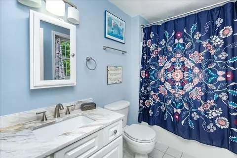 Bath - 96 Ash St, Danvers, MA 01923 photo 2 of 2