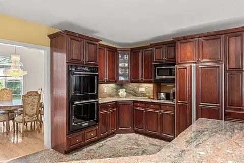 Kitchen - 5 Concord Rd, Stoneham, MA 02180 photo 4 of 4