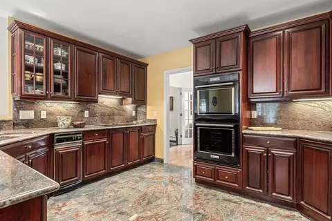 Kitchen - 5 Concord Rd, Stoneham, MA 02180 photo 3 of 4