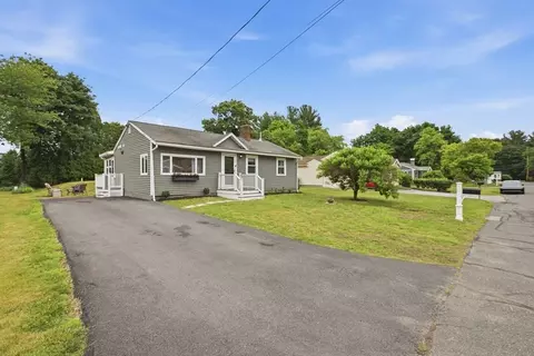 7 Burditt Rd, North Reading, MA 01864