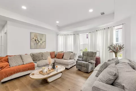 36 Brookledge St, Boston, MA 02121 photo 10