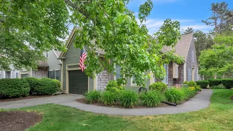 23 Windsor Pt #23, Mashpee, MA 02649