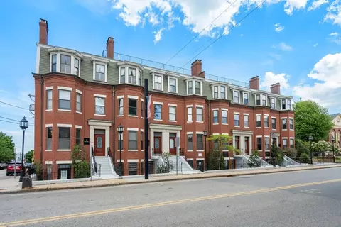 95 Court St #19, Plymouth, MA 02360