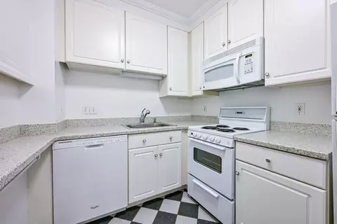 150 Rumford Ave #410, Mansfield, MA 02048 photo 9